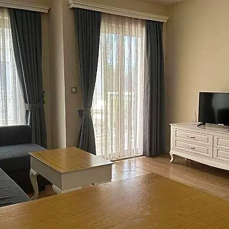 Defne Karya فندق