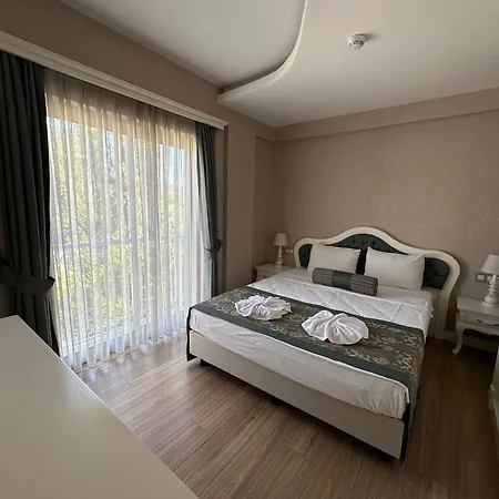 Defne Karya